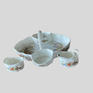 Aynsley Cottage Garden Strawberry Basket Serving Set